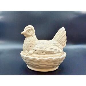 Vintage-Style Ceramic Hen on Nest Covered Dish – Speckled Glaze